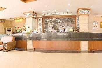 Super 8 Hotel Xiamen Railway Station Holiday Store Buitenkant foto
